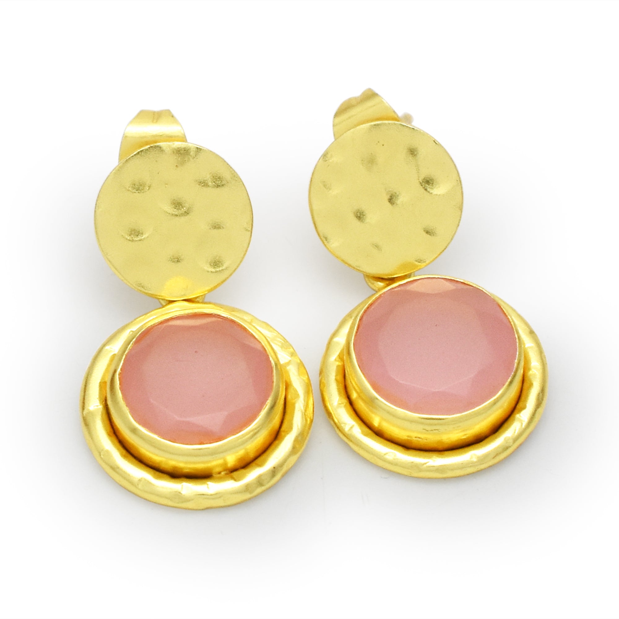 Earring with rose quartz pendant