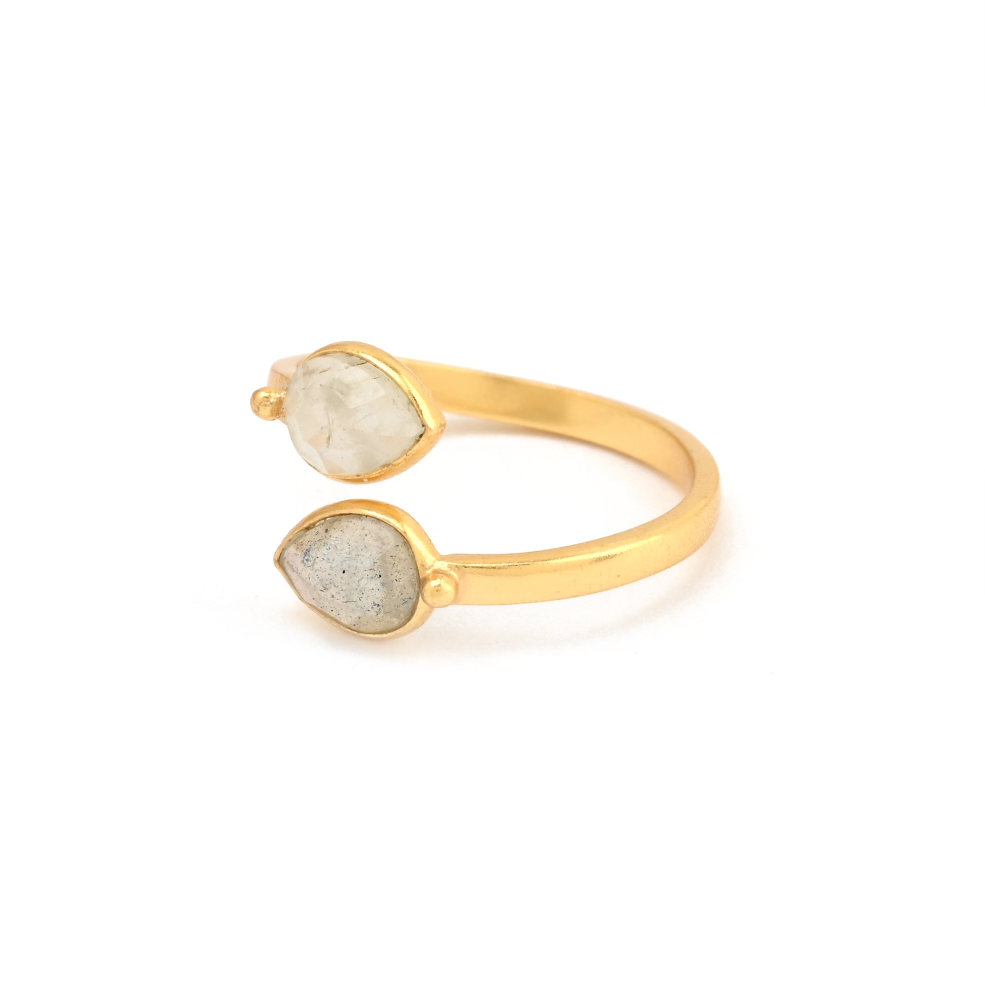 Fingerring med sten af månesten og labradorite