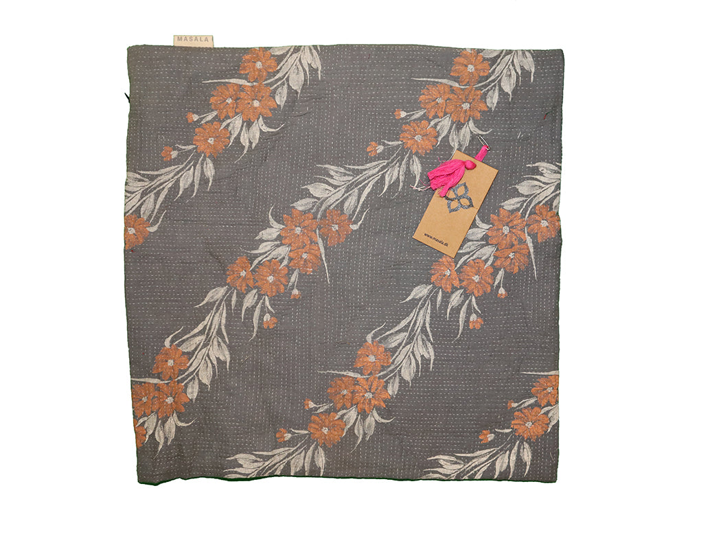 Sari vintage kantha pude 45*45 cm