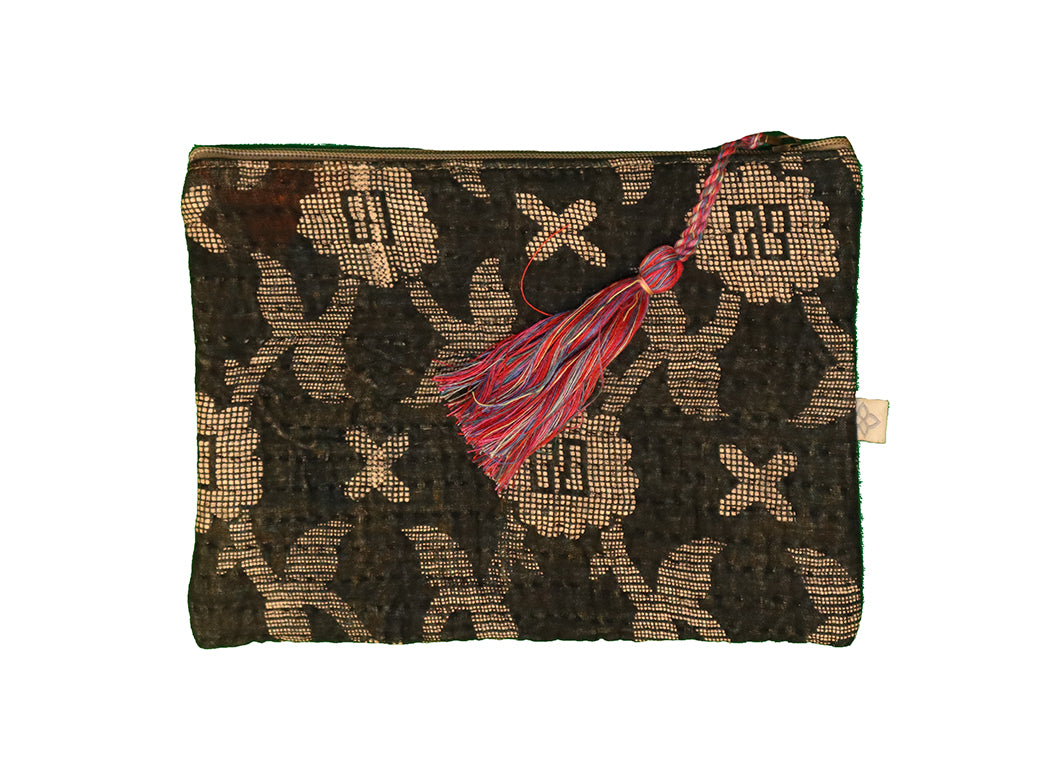Kantha sari pung 14*19 cm