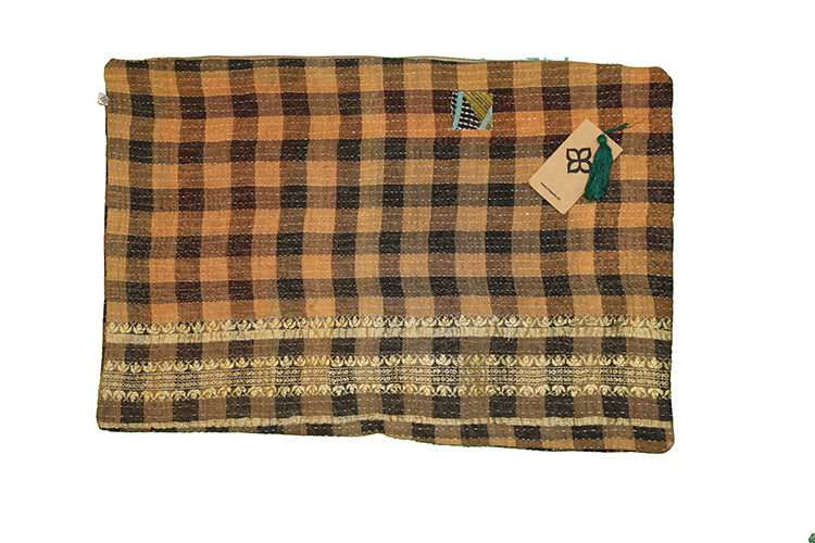 Sari vintage kantha cushion 40*60 cm