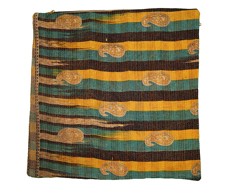 Sari vintage kantha cushion 45*45 cm