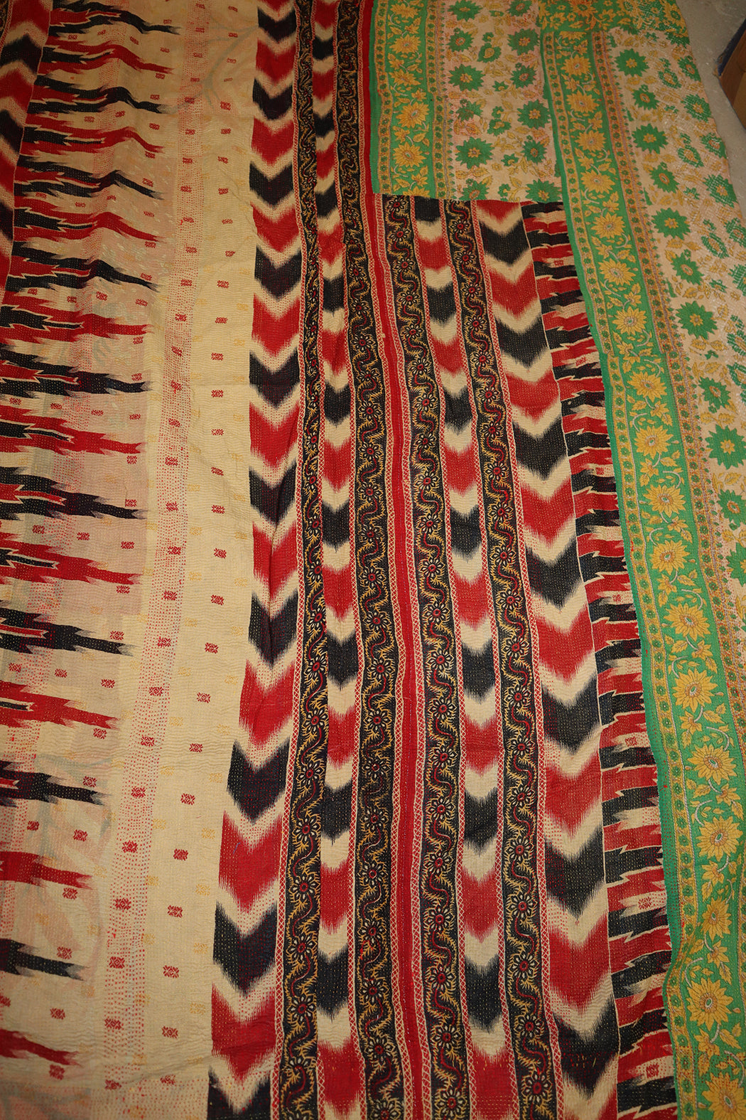 Kantha vintage tæppe ca 140x210 cm, bomuld