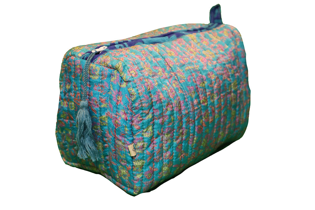 Quiltet silke toilettaske