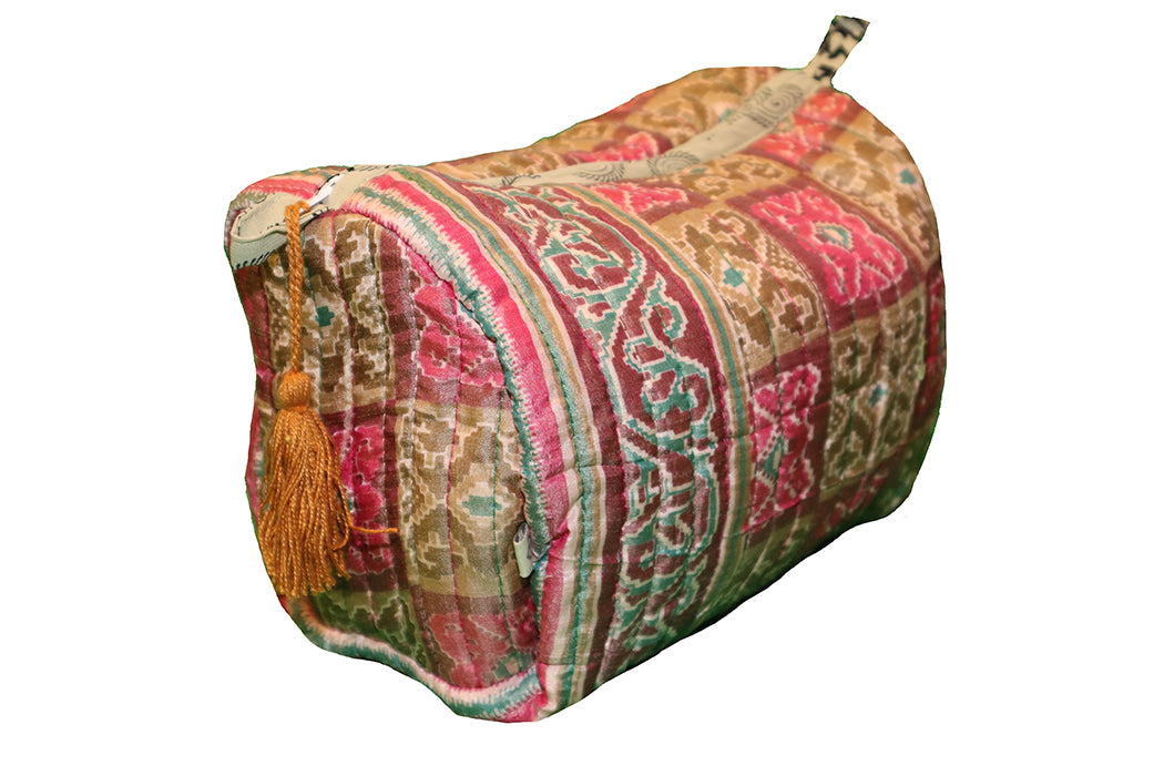 Quiltet silke toilettaske