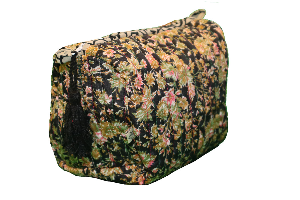 Quiltet silke toilettaske