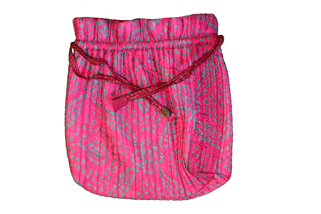 Quiltet silke posetaske