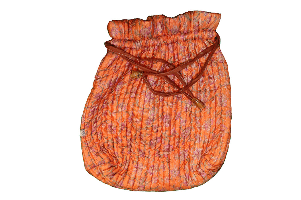 Quiltet silke posetaske