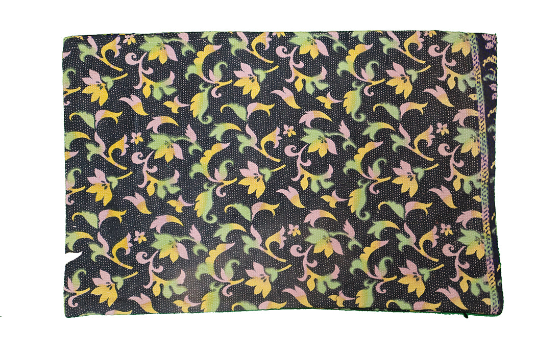 Sari vintage kantha cushion 40*60 cm