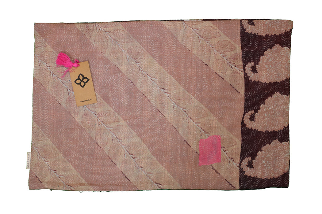 Sari vintage kantha cushion 40*60 cm