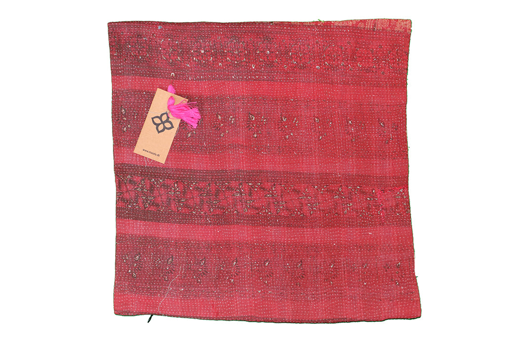 Sari vintage kantha cushion 45*45 cm