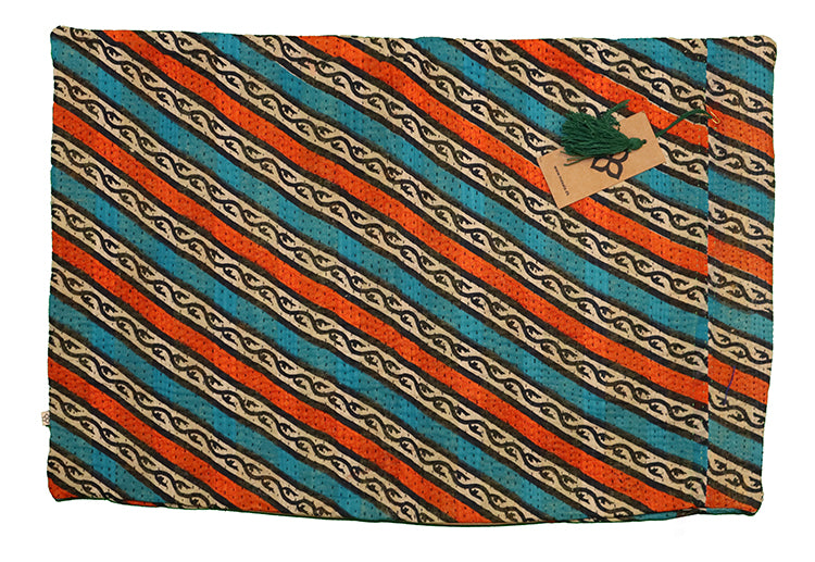 Sari vintage kantha cushion 40*60 cm