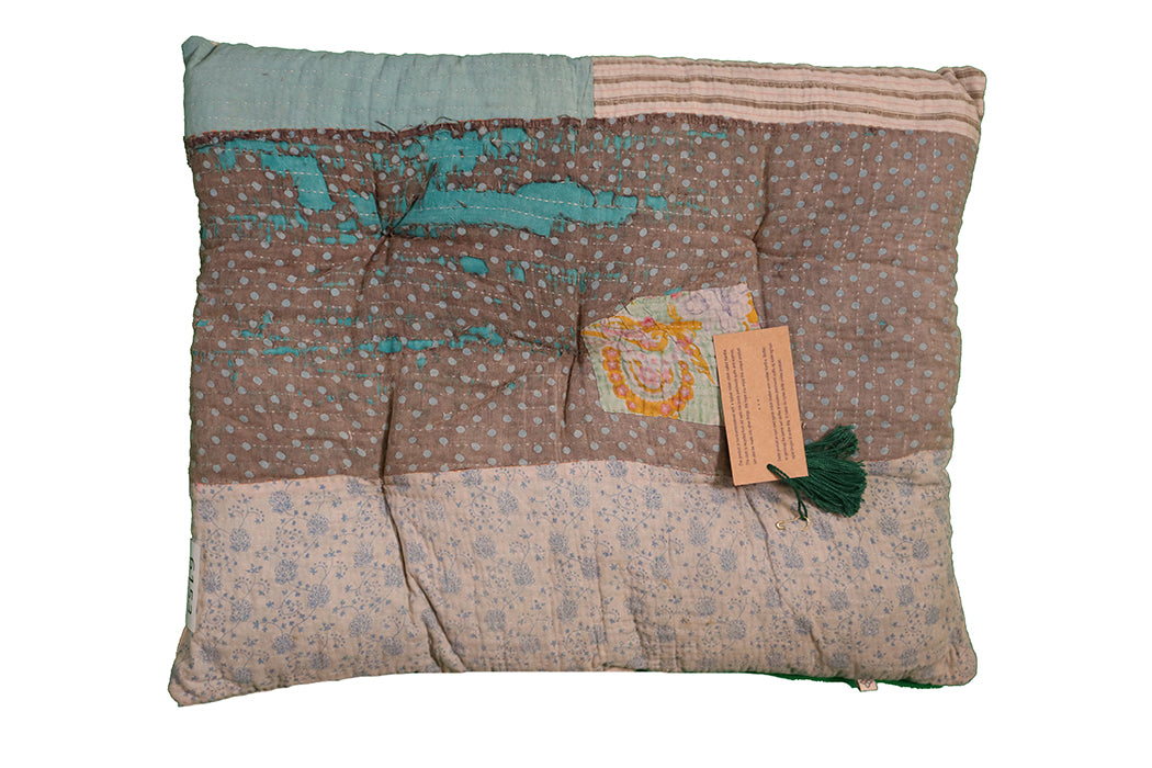 Kantha vintage hynde – Recycled Bomuld | 45x55 cm | MASALA