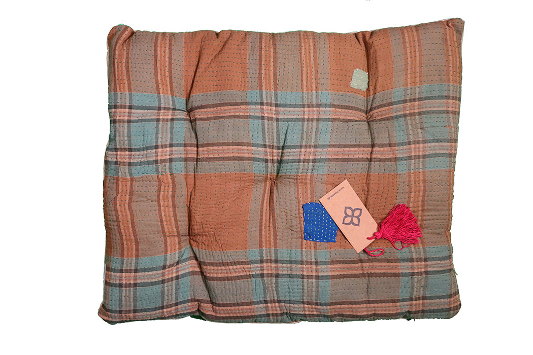 Kantha vintage hynde – Recycled Bomuld | 45x55 cm | MASALA