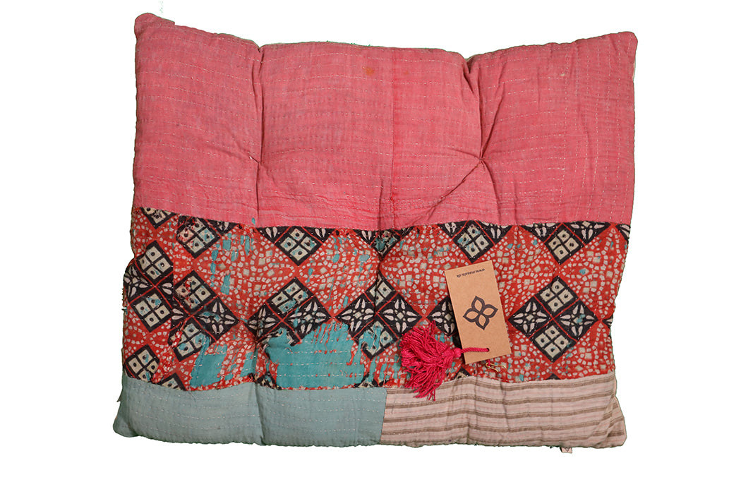 Kantha vintage hynde – Recycled Bomuld | 45x55 cm | MASALA