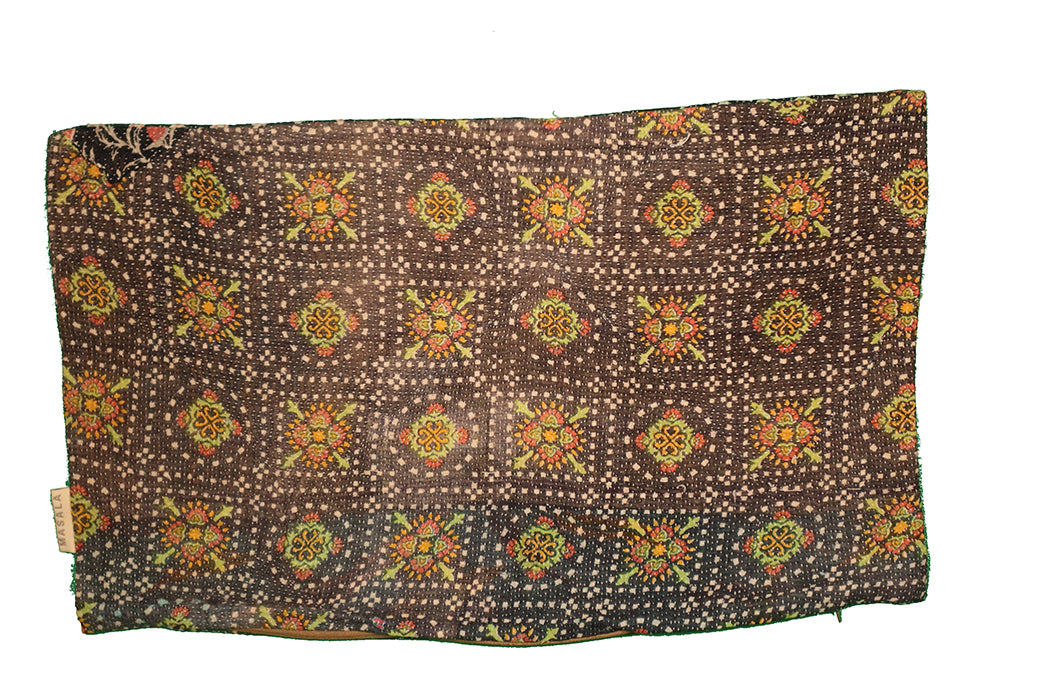 Sari Kantha Pude – Unik Vintage 30x50 cm | MASALA