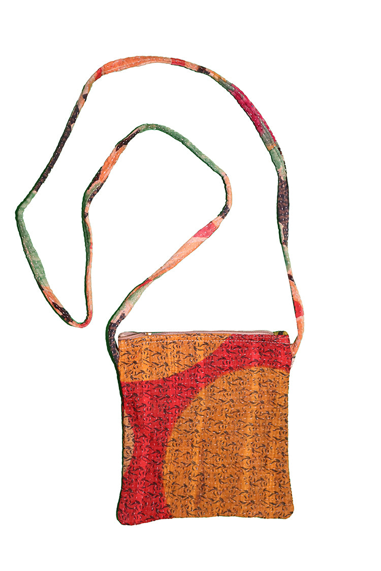 Kantha slanted bag 21*19 cm