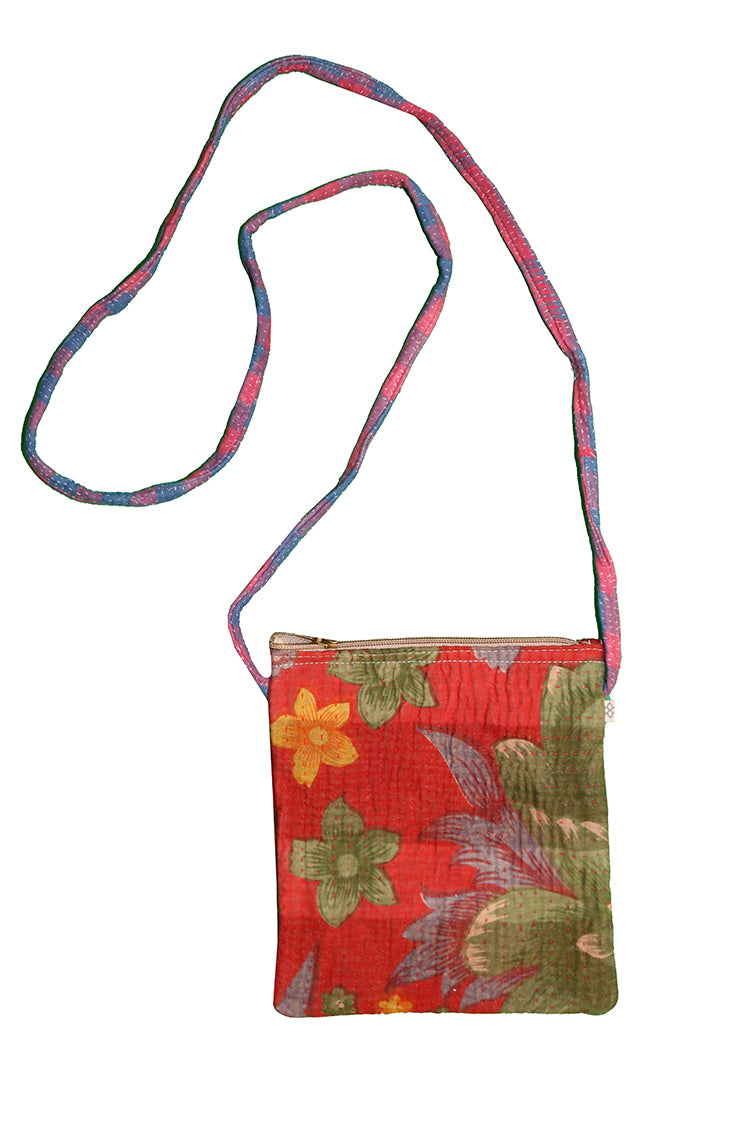 Kantha slanted bag 21*19 cm