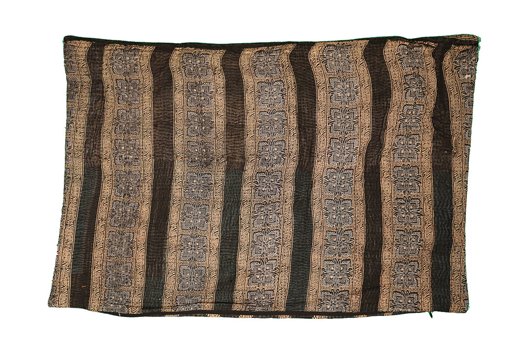 Sari Kantha Pude – Unik Vintage 40x60 cm | MASALA