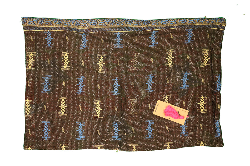 Sari Kantha Pude – Unik Vintage 40x60 cm | MASALA