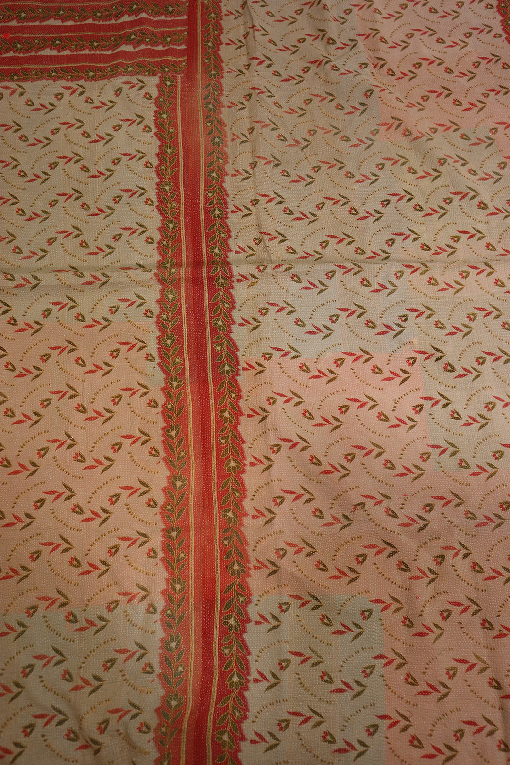 Kantha vintage tæppe – Håndsyet Recycled Bomuld | ca 210*140 cm | MASALA
