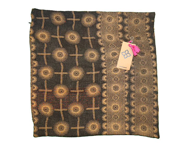 Sari vintage kantha cushion 45*45 cm