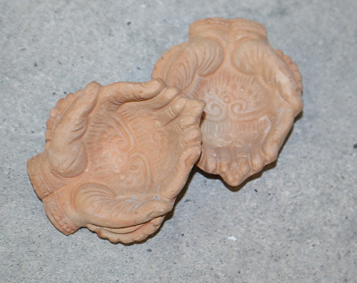 Diya terracotta hand