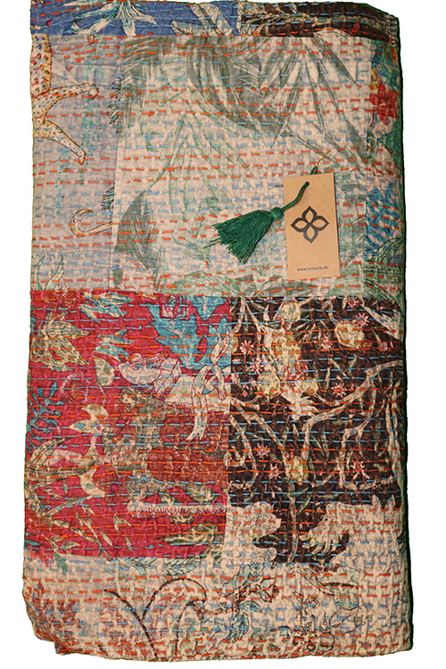 Kantha stonewash sengetæppe 270*220 cm, patchwork