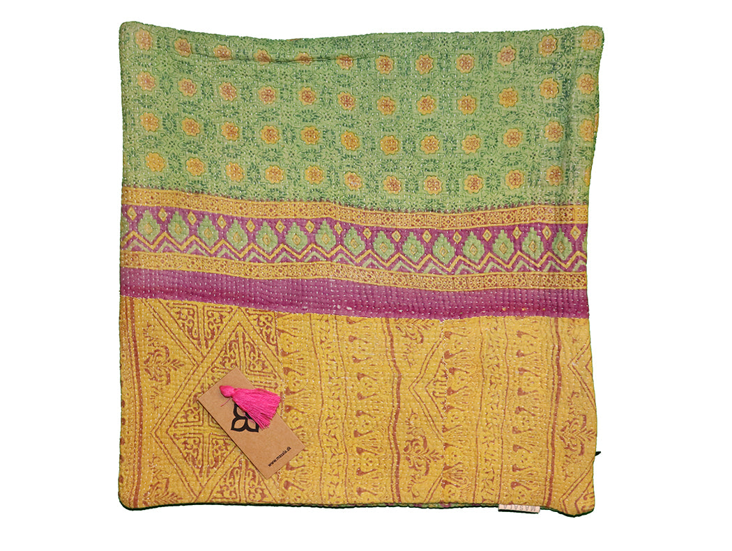 Sari vintage kantha cushion 45*45 cm