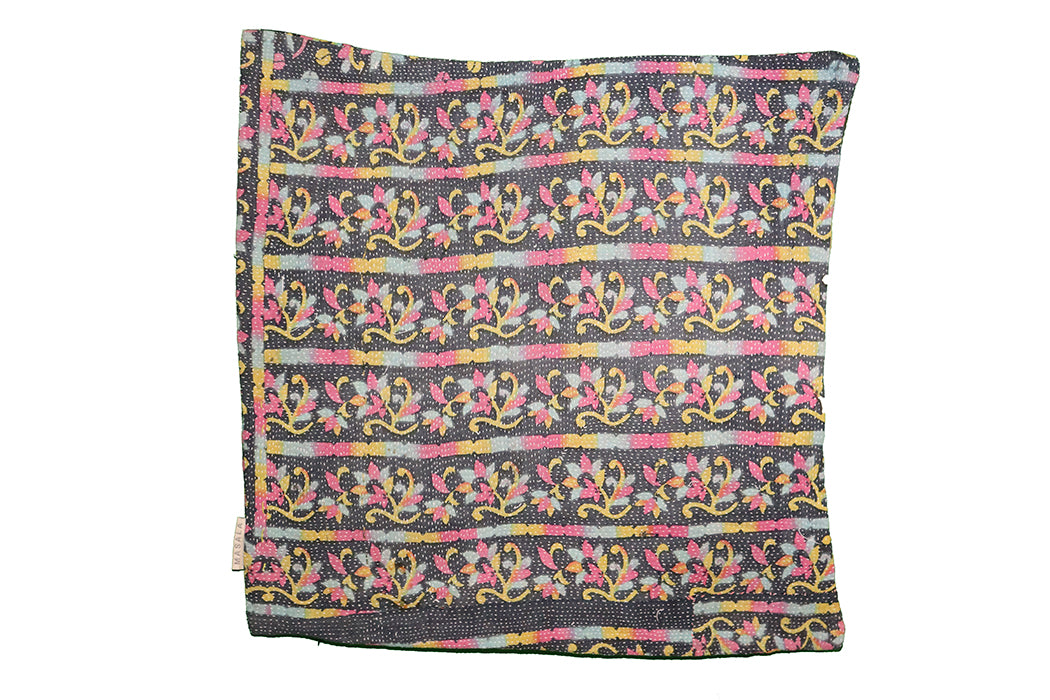 Sari vintage kantha cushion 45*45 cm