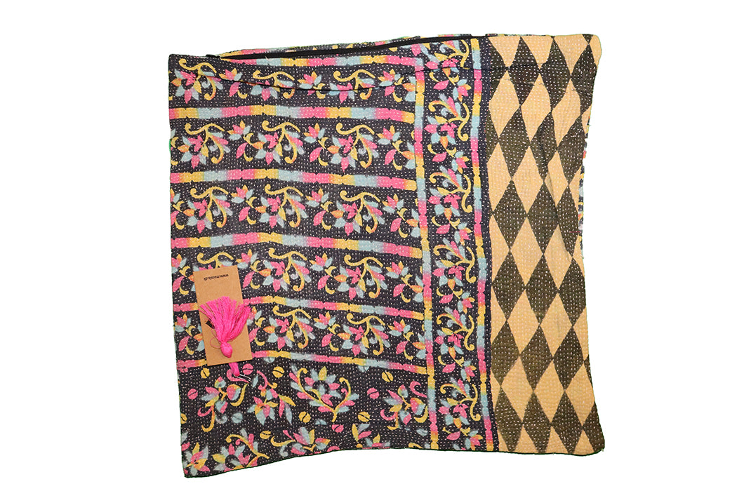 Sari vintage kantha cushion 45*45 cm