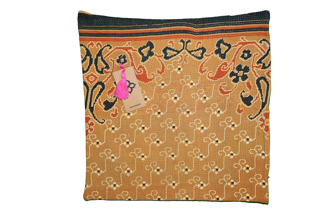 Sari vintage kantha cushion 45*45 cm