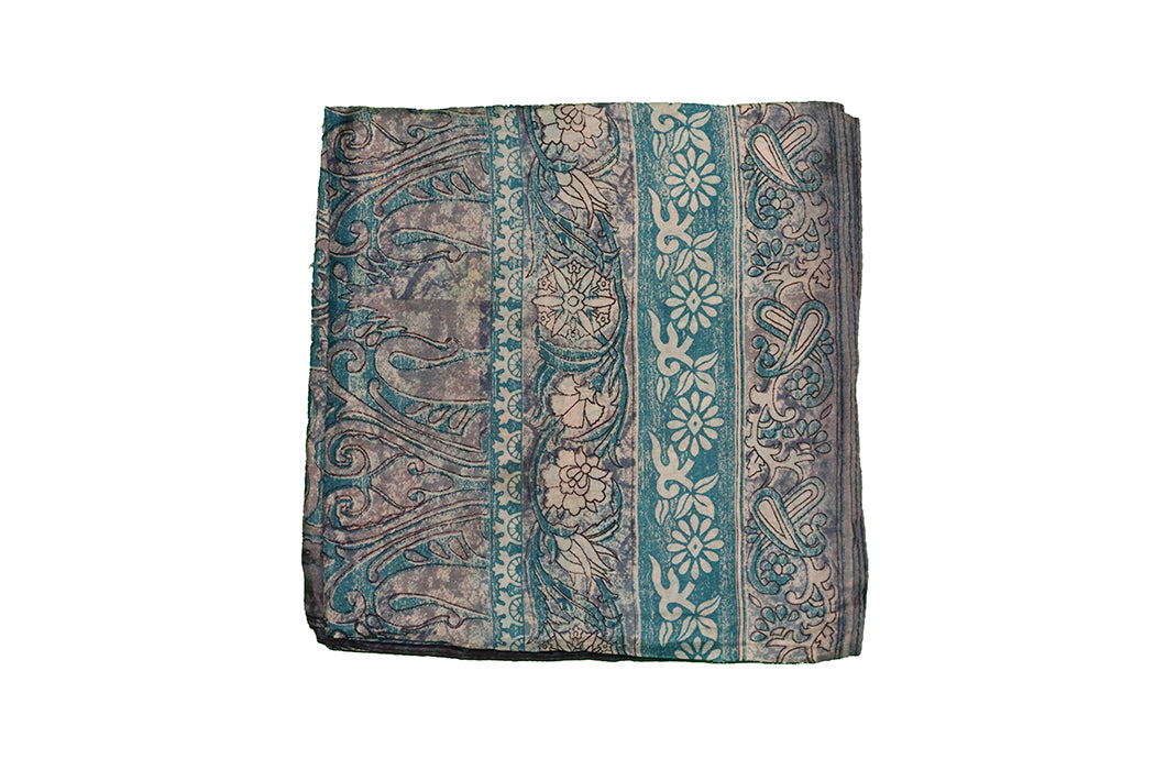 Kantha vintage scarf 90x90 cm, silk, single layer