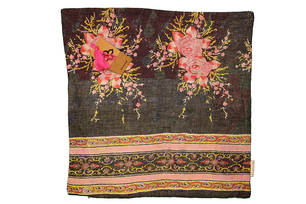 Sari vintage kantha pude 45*45 cm