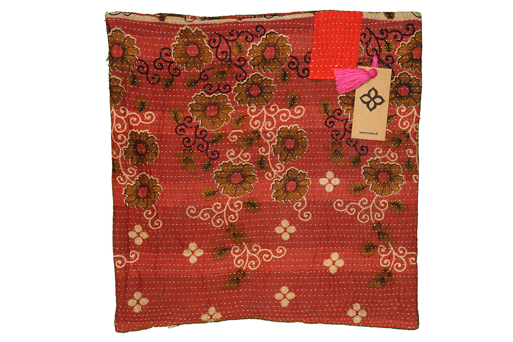 Sari vintage kantha pude 45*45 cm