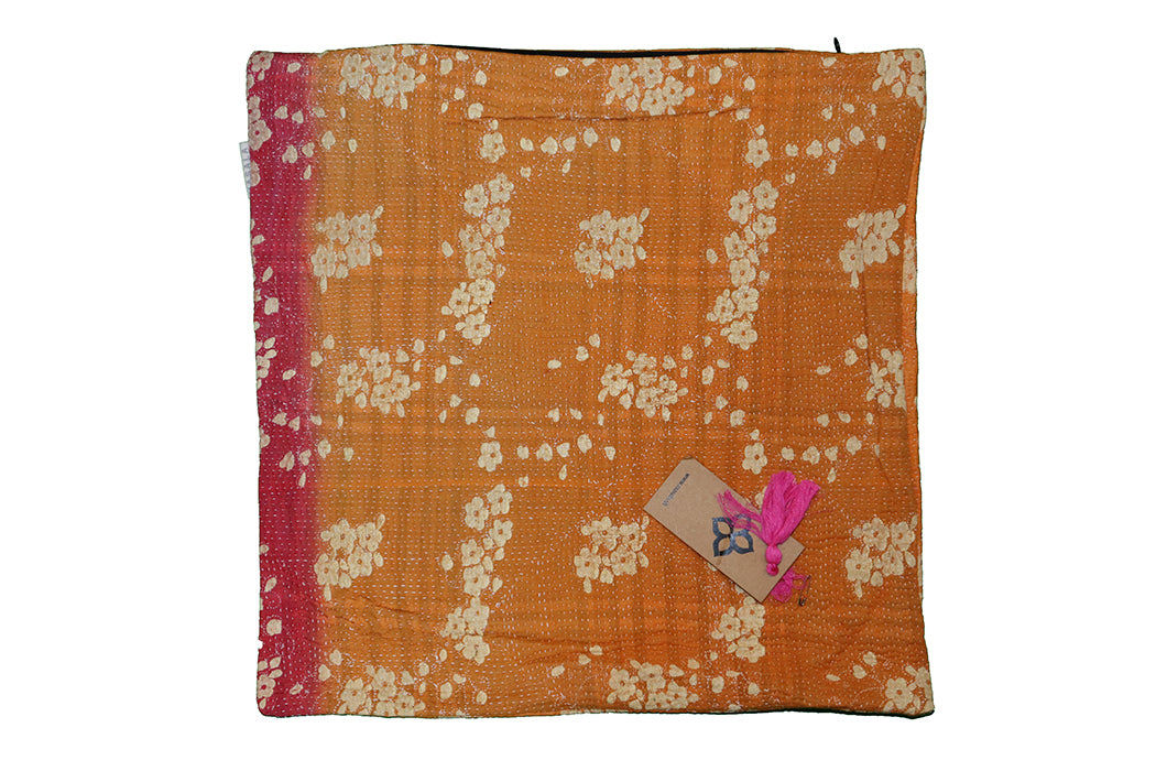 Sari vintage kantha cushion 45*45 cm