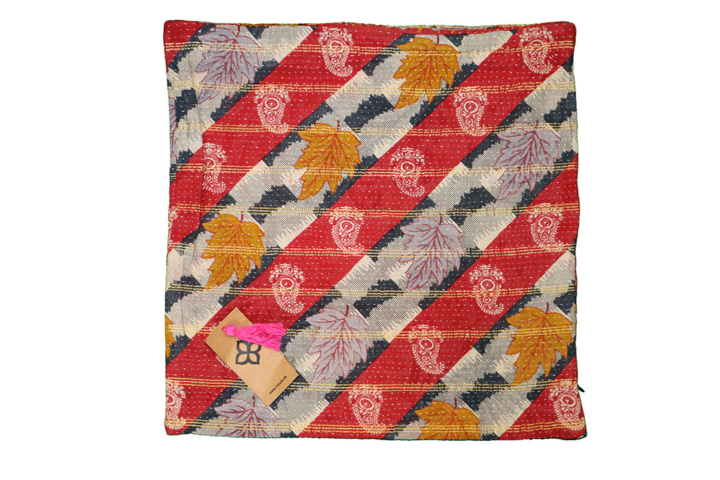Sari vintage kantha cushion 45*45 cm