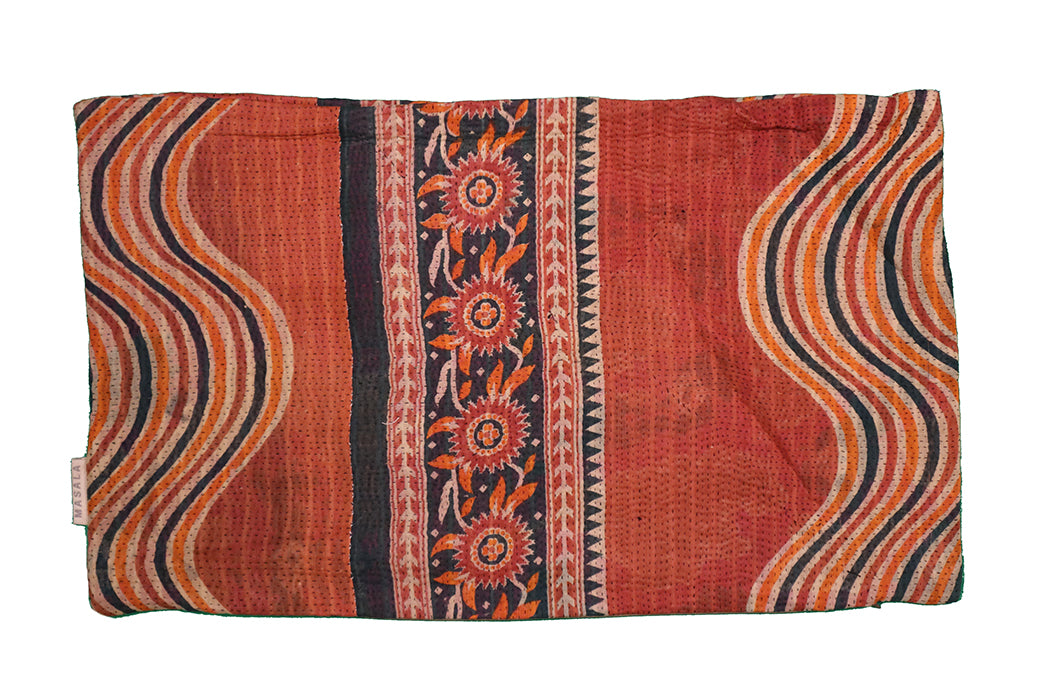 Sari Kantha Pude – Unik Vintage 30x50 cm | MASALA