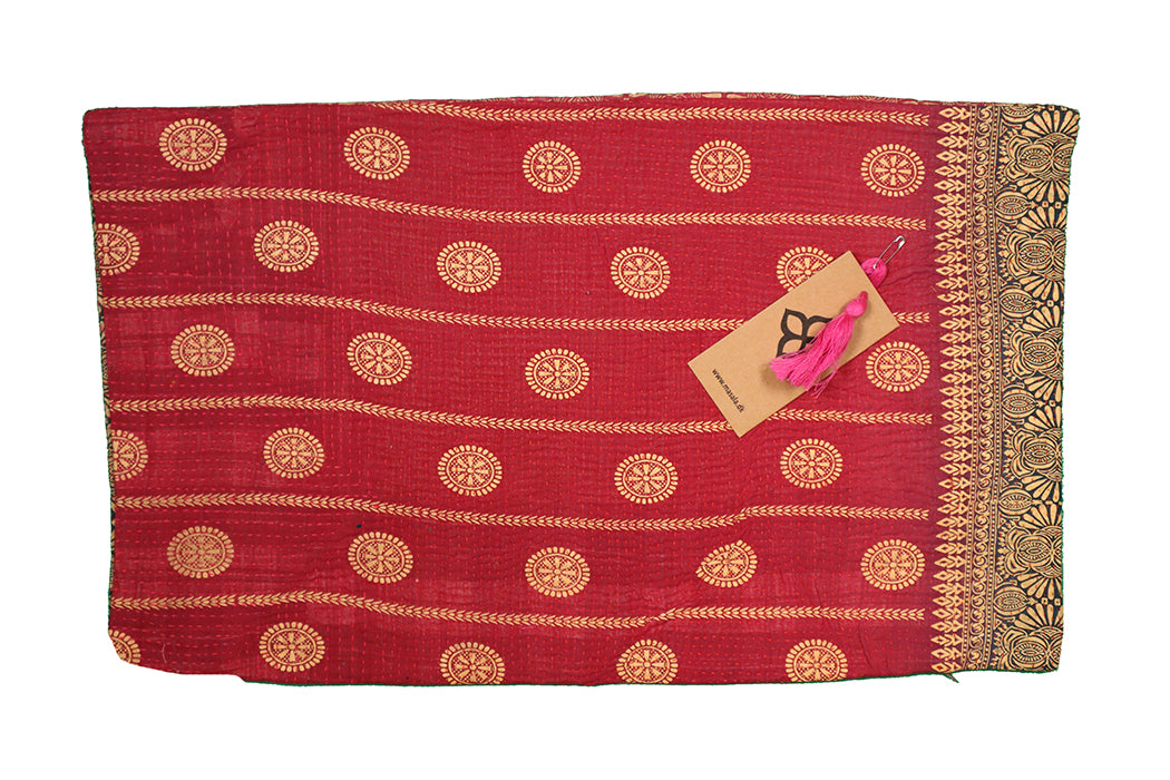 Sari Kantha Pude – Unik Vintage 30x50 cm | MASALA