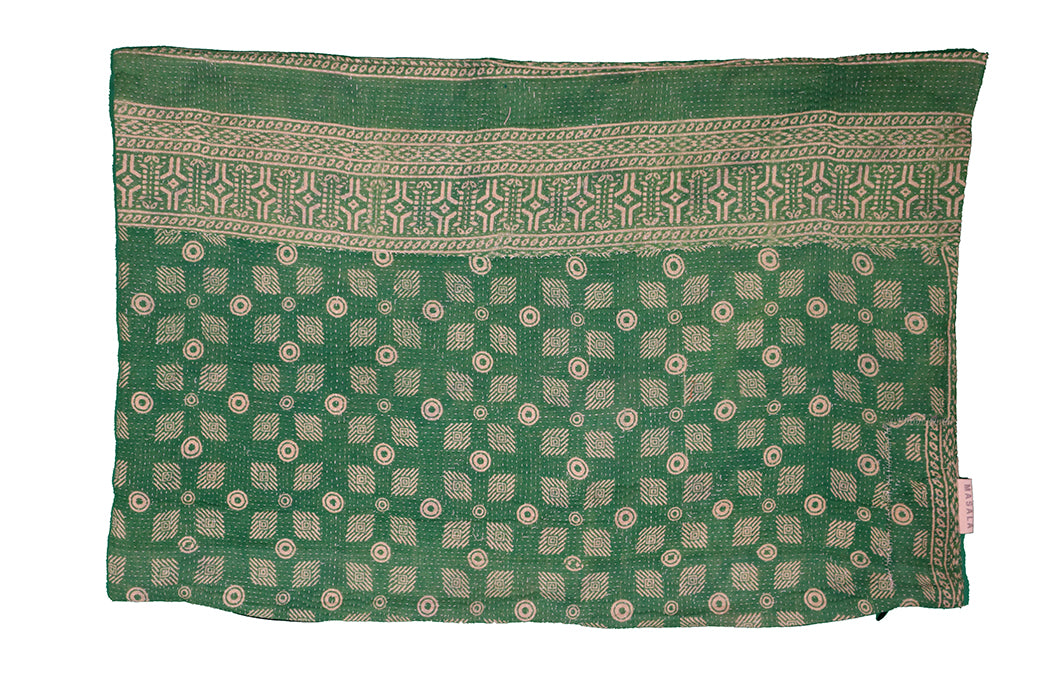 Sari Kantha Pude – Unik Vintage 40x60 cm | MASALA