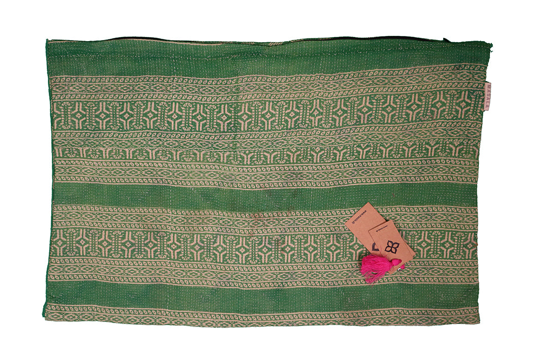 Sari Kantha Pude – Unik Vintage 40x60 cm | MASALA